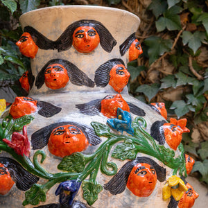 Jarrón Barro Pintado Sirenas y Flores