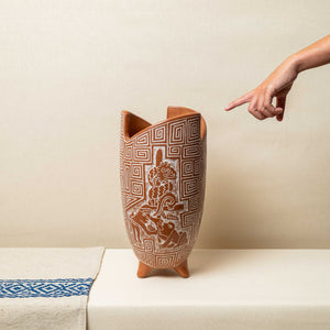 Jarrón Barro Esgrafiado Terracota