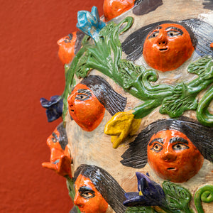 Jarrón Barro Pintado Sirenas y Flores